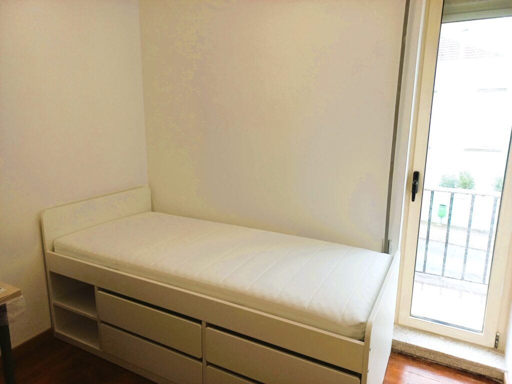 Moradia Rua do Amial, 1.º andar: quarto 4