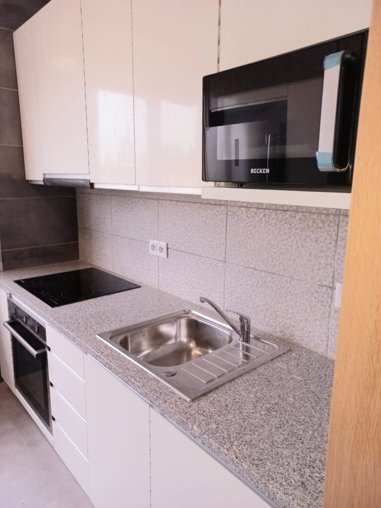 Moradia Rua do Amial, 1.º andar: cozinha