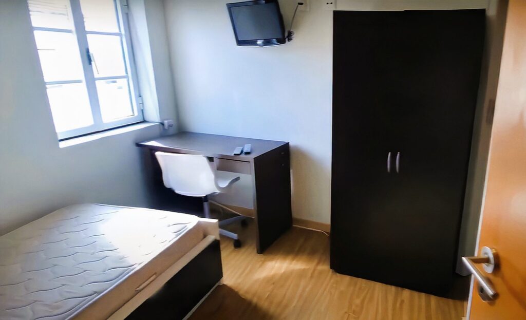 Marco Preto, 2.º andar: segundo quarto