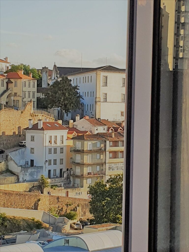 Saragoça, 3.º Esquerdo: vista para a Universidade de Coimbra